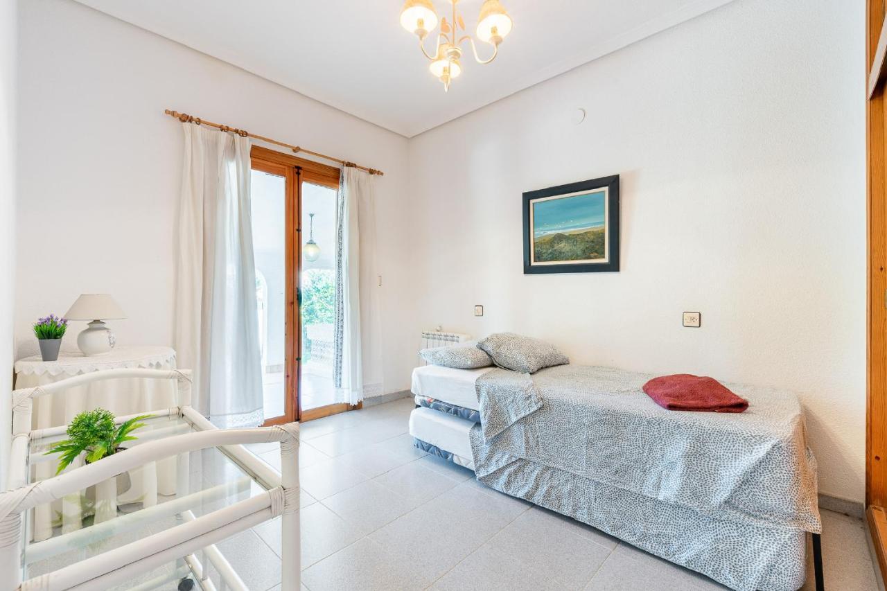 Chalet Mayor Zenia Beach Orihuela Exterior photo